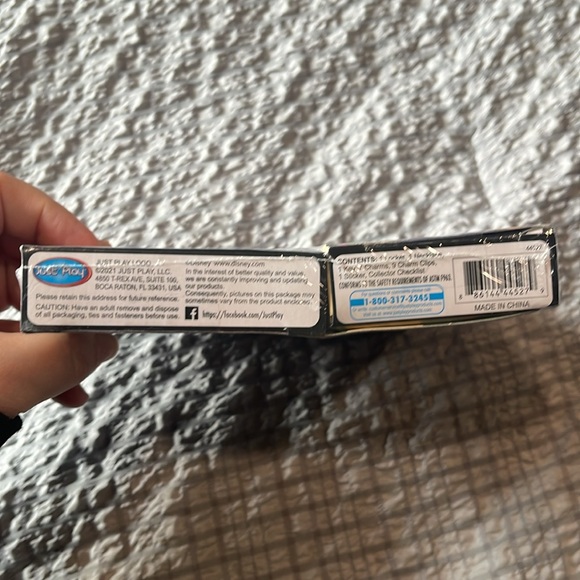 New Doorables 20pc Disney Charm Locket Set - Picture 3 of 3